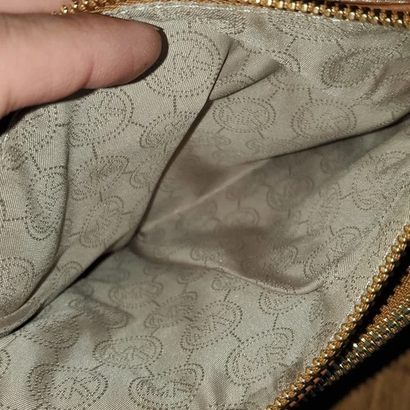 Michael Kors Fulton Double Zip Tan Leather Crossbody Bag - Picture 6 of 7